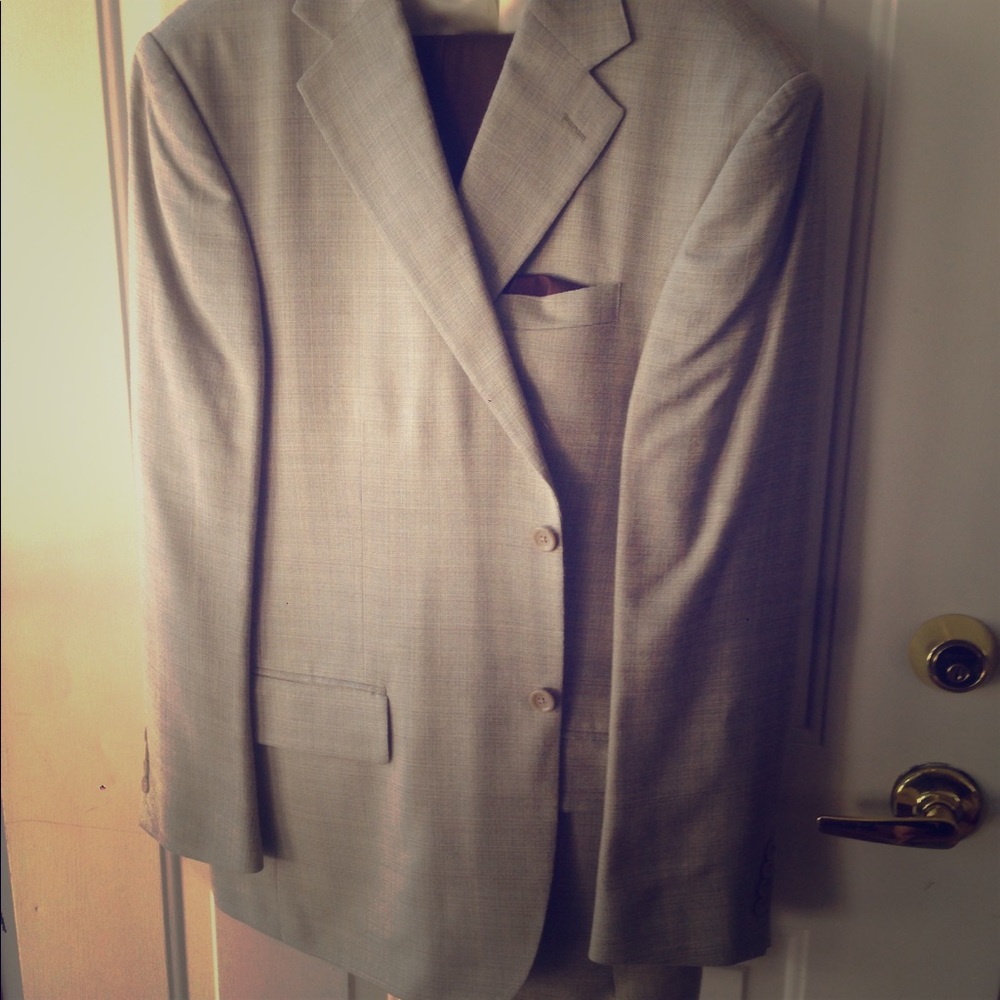 Excelent complete Men's Suit
